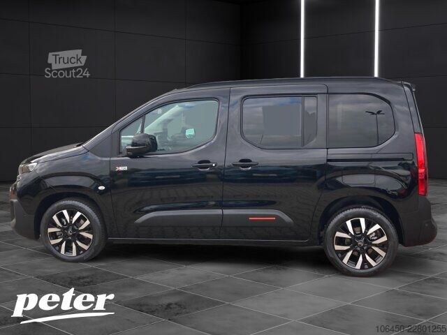 Minibus Citroën Berlingo M 130 MAX BAR +180°Kamera+Holiday+NAV+