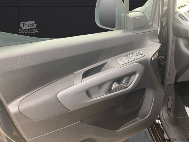 Minibus Citroën Berlingo M 130 MAX BAR +180°Kamera+Holiday+NAV+