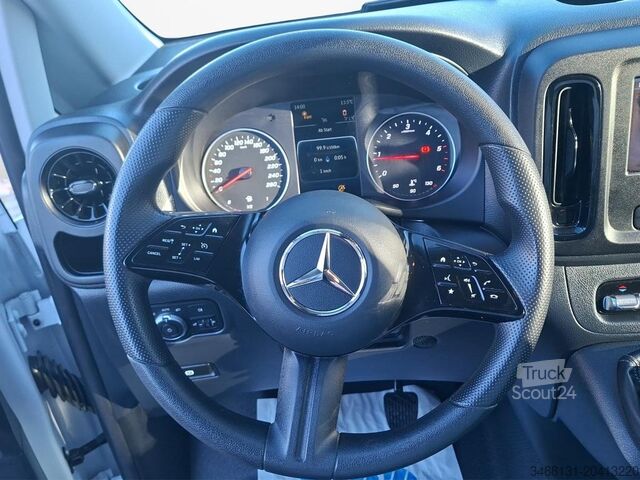 Panelinis furgonas Mercedes-Benz VITO 116 NEUES MODELL AHK NAV KAM MBUX TOTWINKEL