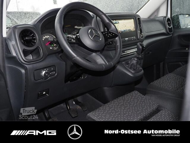 Skåpbil Mercedes-Benz VITO 116 NEUES MODELL AHK NAV KAM MBUX TOTWINKEL