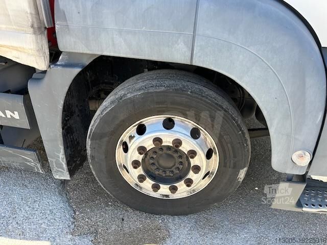 Autocarro con pianale e telone MAN TGS 18.440