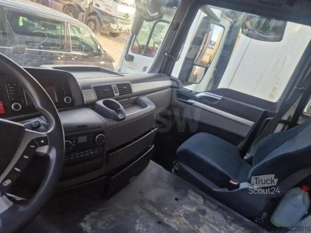 Autocarro con pianale e telone MAN TGS 18.440