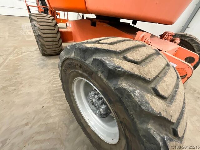 Scharnierende telescopische hoogwerker JLG 450 AJ