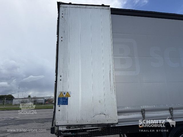 Открытый полуприцеп с тентом Schmitz Cargobull Curtainsider Standard