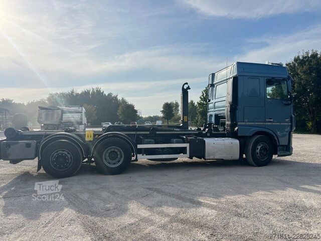 Autocamion cu cârlig pentru containere DAF DAF XF 510 SCARRABILE USATO