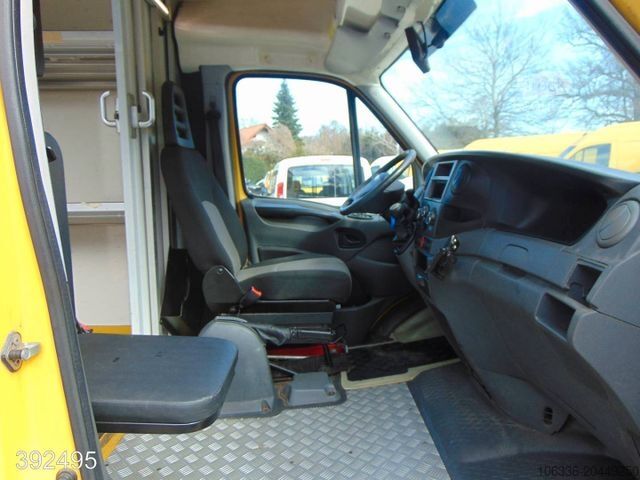 Transporter mit Koffer IVECO Daily 35 S 11 A / P Maxi Postkoffer REGALSYSTEM