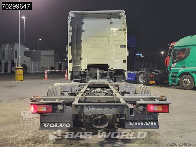 BDF sistema Volvo FH 460 6X2 BDF Low deck 2x Tanks Lift-Axle I-P...