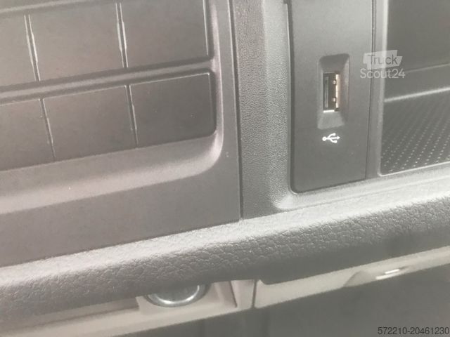 Panelová dodávka FORD Transit Connect Kasten lang Trend,AHK,SHZ,SHg