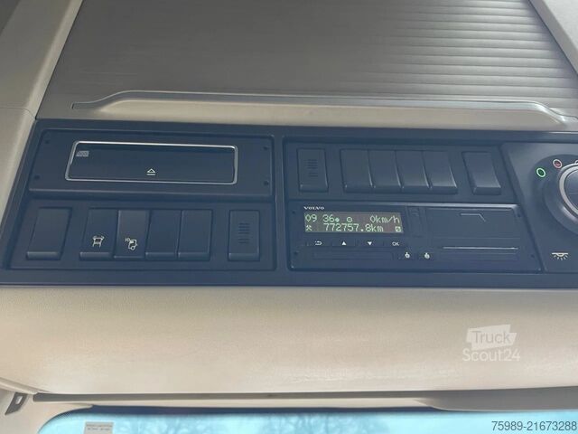 Standard-SZM Volvo FH 500 EURO6 D vin:  YV2RT40A1KB916617 ,  PTO /...