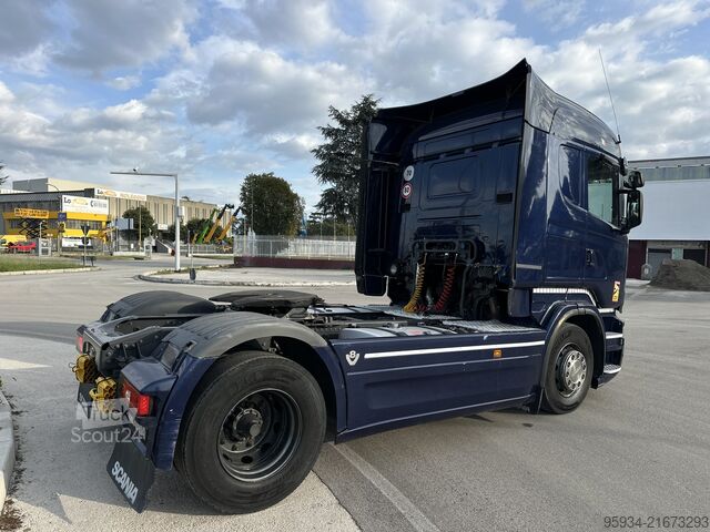 Standardni vlačilec SCANIA R 560