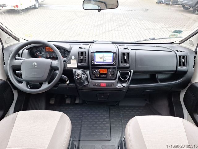 Half-integraal camper KNAUS Sonstige MainCamp T700F