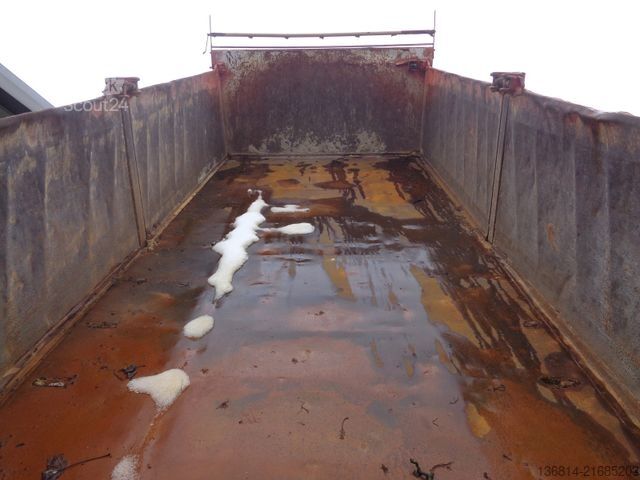 Dreiseitenkipper LKW MERCEDES-BENZ Actros 3240 8x4 Blatt Meiller 3-S-Kipper