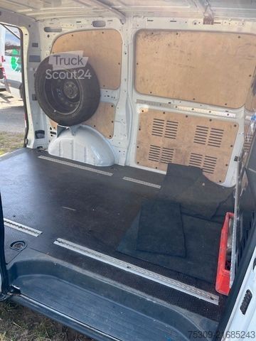 Panelvan MERCEDES-BENZ Vito Kasten 109 CDI lang - AHK - 3 Sitze