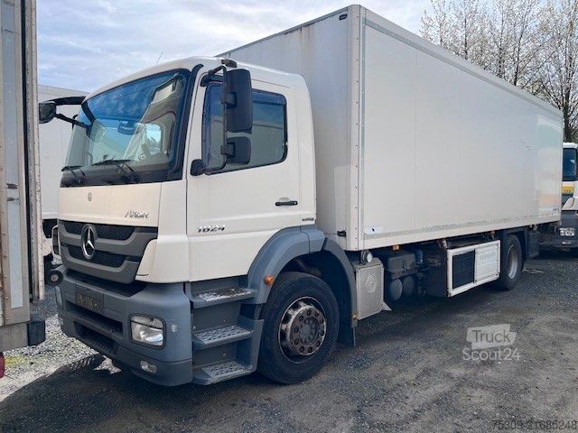 Camion frigorific MERCEDES-BENZ Axor 1824 Carrier Kühlkoffer 4 x vorhanden
