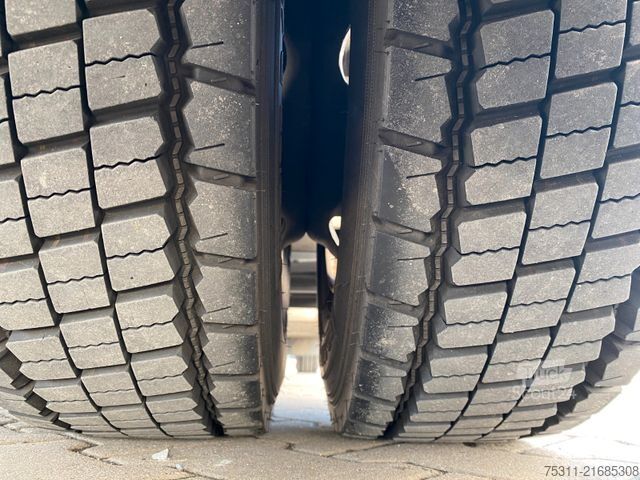 Camion bâché MAN TGL 8.250 BL I Edscha*Klima*2xAHK*Automatik*