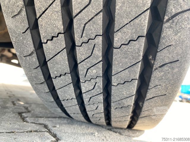 Camion bâché MAN TGL 8.250 BL I Edscha*Klima*2xAHK*Automatik*