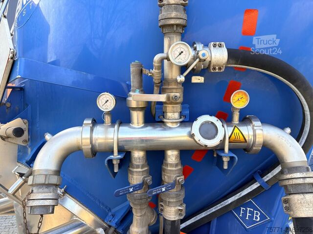 Silos Feldbinder KIP 60.3 NACZEPA SILOS Z ADR