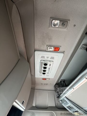 Tractor estándar Daf XF 460