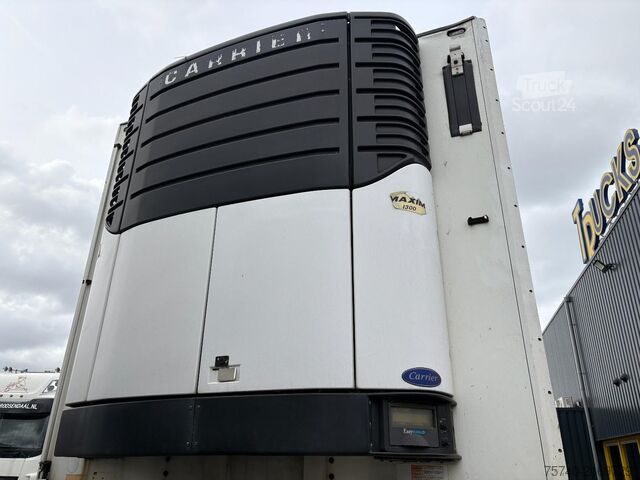 Transport chłodniczy/mrożony Schmitz SKO 18/LZG + STUURAS + LOADLIFT + CARRIER