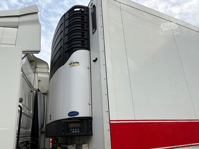 Transport chłodniczy/mrożony Schmitz SKO 18/LZG + STUURAS + LOADLIFT + CARRIER