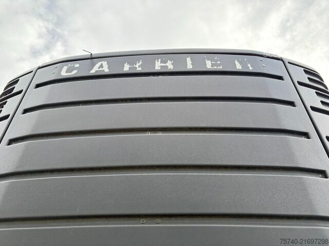 Transport chłodniczy/mrożony Schmitz SKO 18/LZG + STUURAS + LOADLIFT + CARRIER