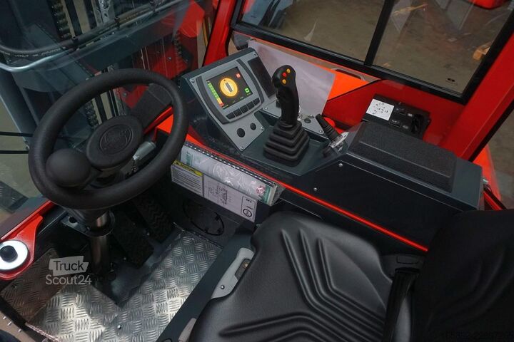 Nelisuuntatrukki Combilift CBE3000