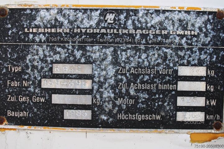 Stavební stroj na piloty Liebherr R 942