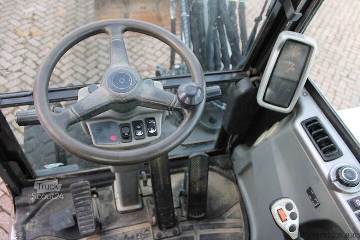 Excavadora de ruedas Bobcat E 55 W