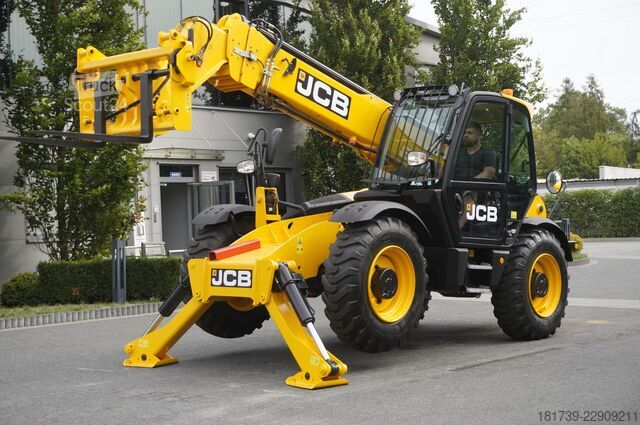 Teleszkopós rakodó JCB 540-140 telescopic loader / 14 m range