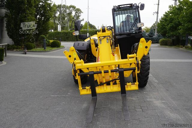 Teleszkopós rakodó JCB 540-140 telescopic loader / 14 m range