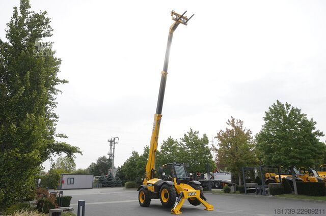 Teleszkopós rakodó JCB 540-140 telescopic loader / 14 m range