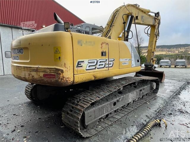 Paletli ekskavatör New Holland Kobelco E 265 with flap excavator bucket