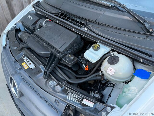 Κλειστό βαν MERCEDES-BENZ Vito 113 CDI Lang Sortimo AHK 3-Sitzer