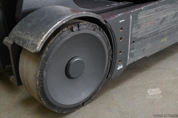 Schubmaststapler Linde R 10 B 1120