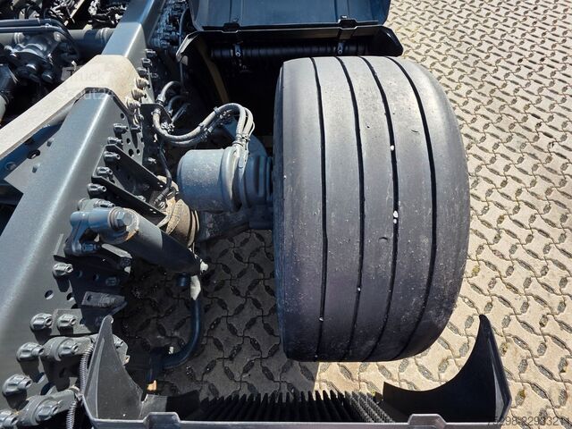 Kamion sa zamjenjivom nadogradnjom MERCEDES-BENZ Actros 2553 | Retarder | 6E | Lift-Lenkachse