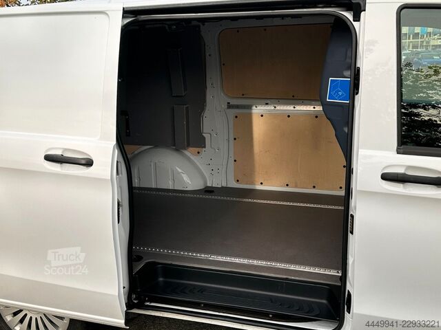 Panelinis furgonas MERCEDES-BENZ Vito 116*Automatik*AHK*Lang*Navi*Klima*STNDHZG