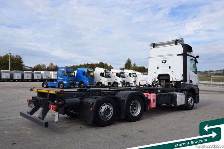 Камион със сменяема надстройка MERCEDES-BENZ Actros 2645L Retarder Mirror Cam NAVI Liftachse
