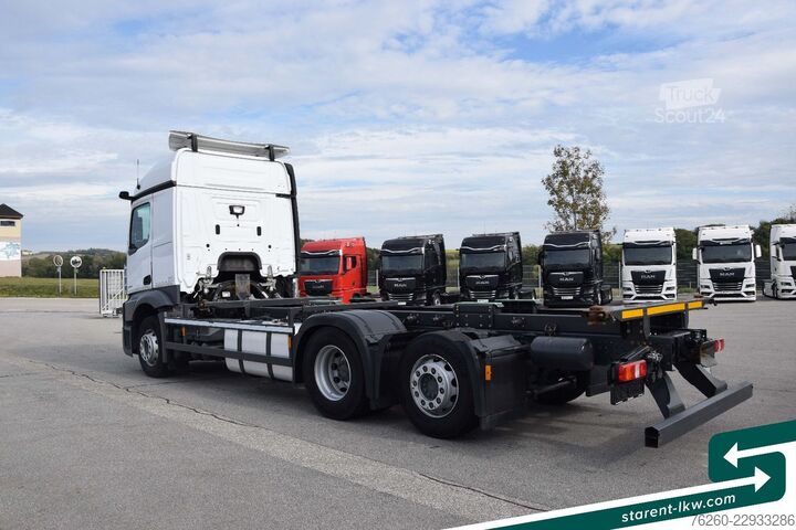 Камион със сменяема надстройка MERCEDES-BENZ Actros 2645L Retarder Mirror Cam NAVI Liftachse