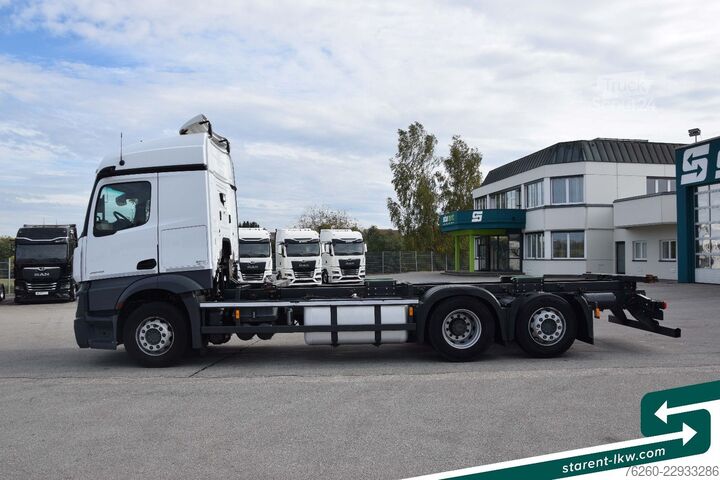 Камион със сменяема надстройка MERCEDES-BENZ Actros 2645L Retarder Mirror Cam NAVI Liftachse