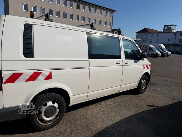 Furgão de painéis VW T5 Transporter Kasten lang 2.0 TDI DSG Motorsch.