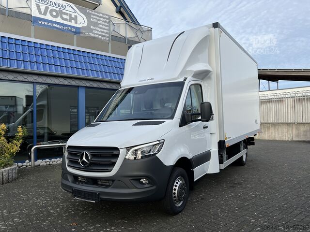 Transportör med resväska MERCEDES-BENZ Sprinter 519 Möbelkoffer mit Türen