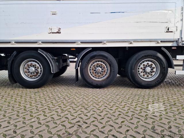 Drankaanhangwagens  System Trailer PRSSL-24-1TRI / Ladebordwand