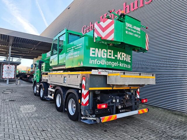 Camion cu macara Volvo FMX 460 8x4 Tadano HK40