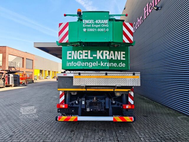 Camião-grua Volvo FMX 460 8x4 Tadano HK40