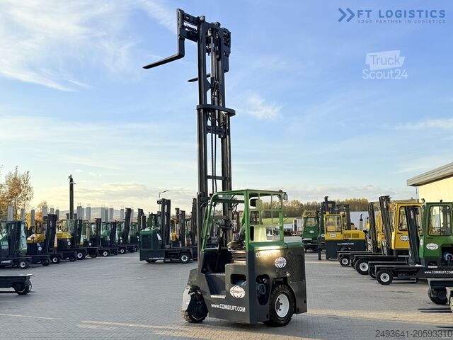 Carretilla elevadora multidireccional Combilift CB4000 GAS TRIPLEX 5200 POSITIONER