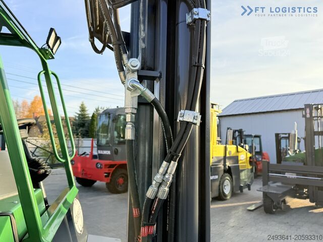 Keturių krypčių šakinis krautuvas Combilift CB4000 GAS TRIPLEX 5200 POSITIONER