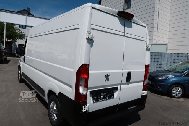 Κλειστό βαν PEUGEOT Boxer 335 L3H2 Pro BlueHDi 140 S # Navi # Regale