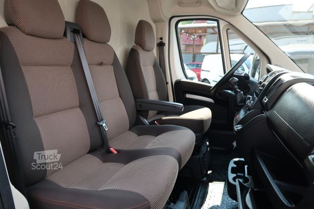 Κλειστό βαν PEUGEOT Boxer 335 L3H2 Pro BlueHDi 140 S # Navi # Regale