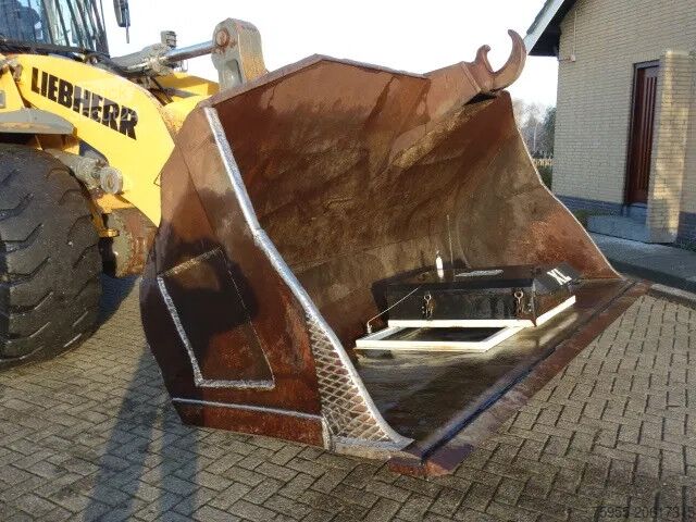 Wiellader Liebherr L576X POWER,SNELWISSEL SYSTEEM,AIRCO