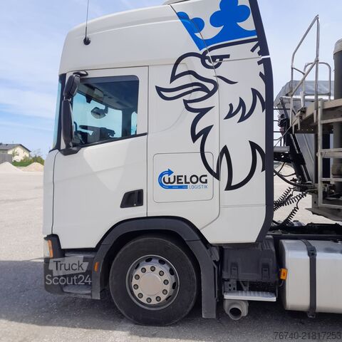 стандартен влекач Scania R450
